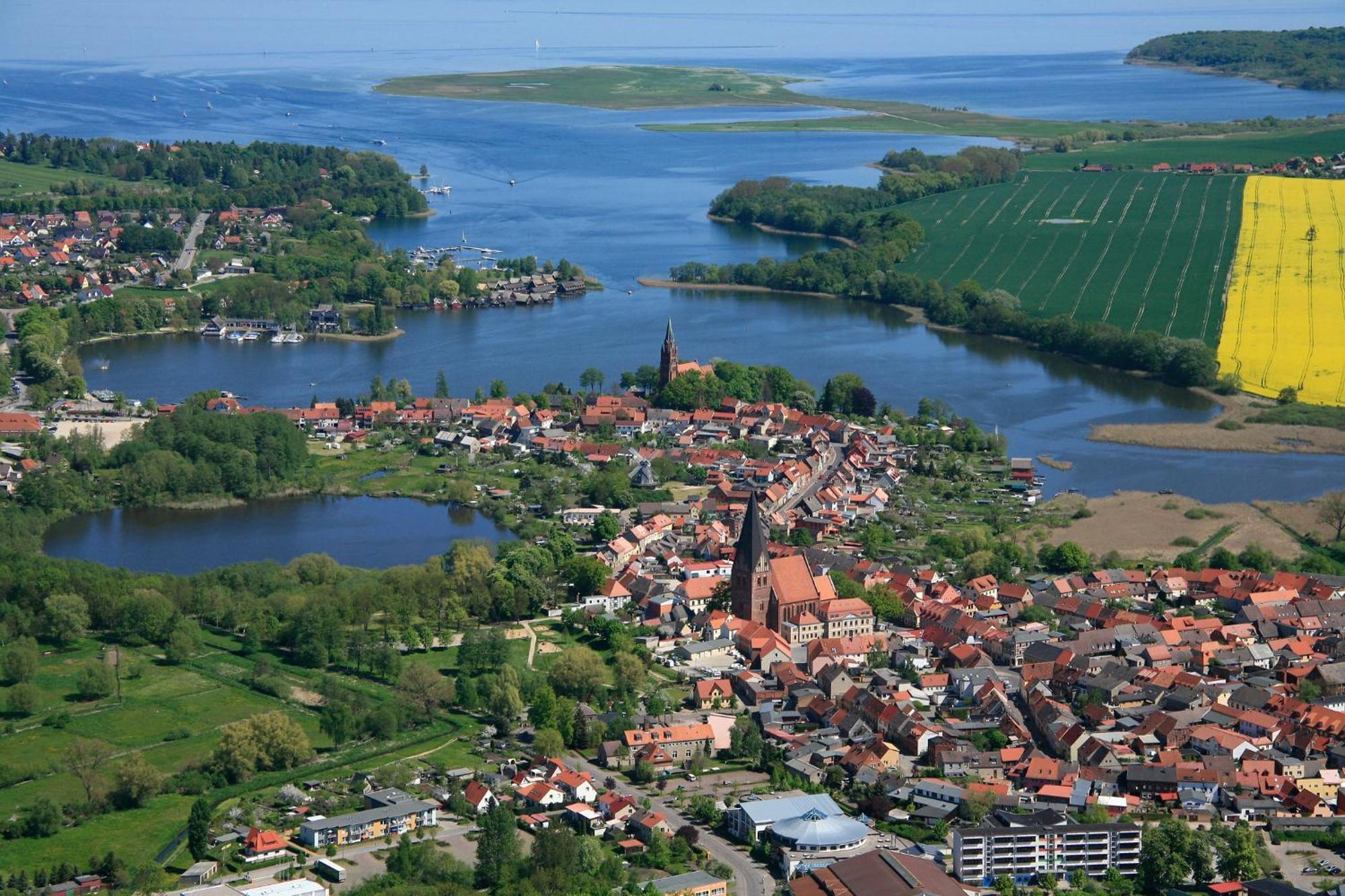 Апартаменты Am Hafen1 Рёбель Экстерьер фото